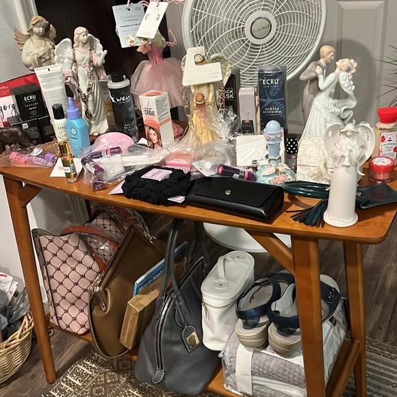 Silent show tonight, handbags and more - Picture 10 of 15